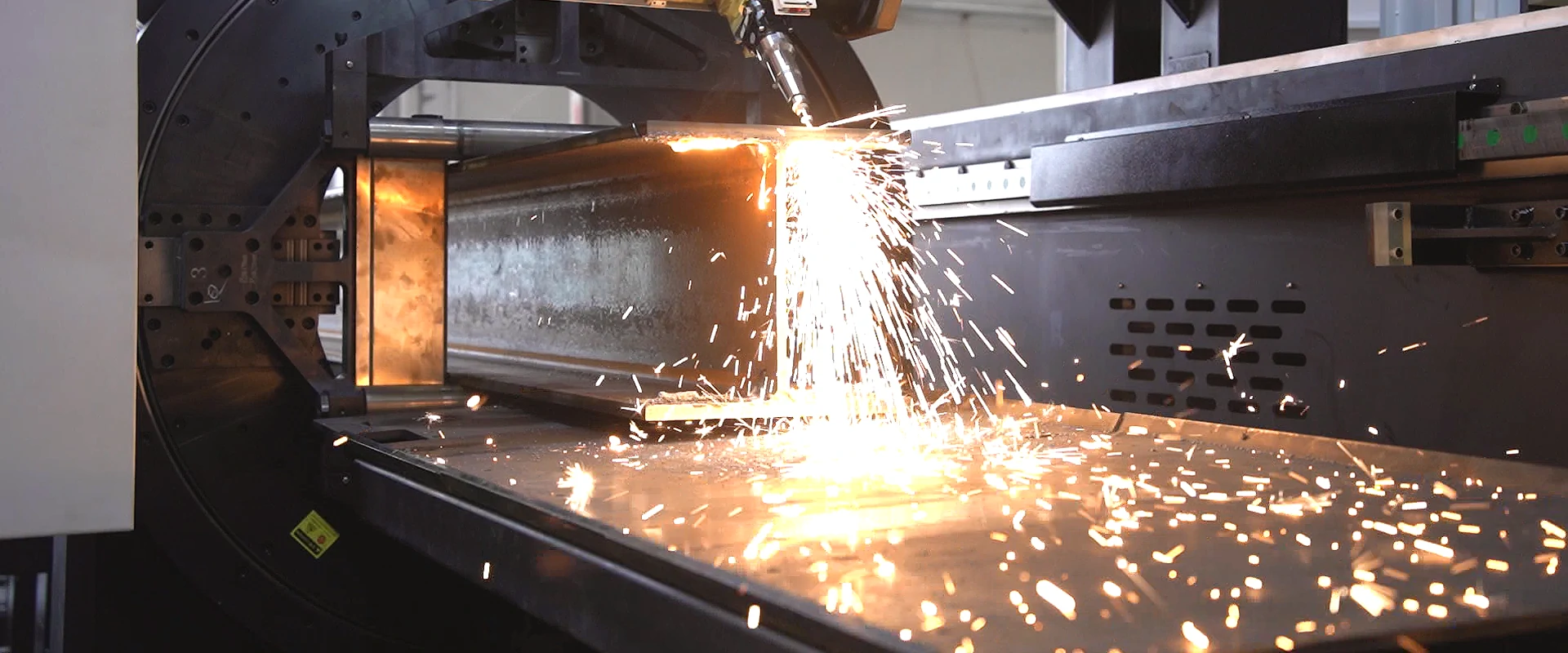 Applications of laser pipe cutting machines.webp