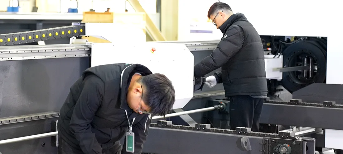 How to Maintain a Laser Cutting Machine - aorelaser (3).webp